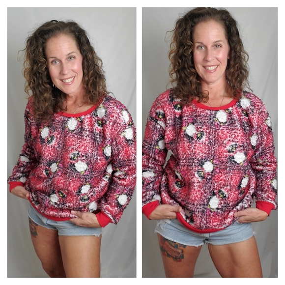 No Boundaries fleece penguin Christmas sweatshirt - Picture 1 of 9